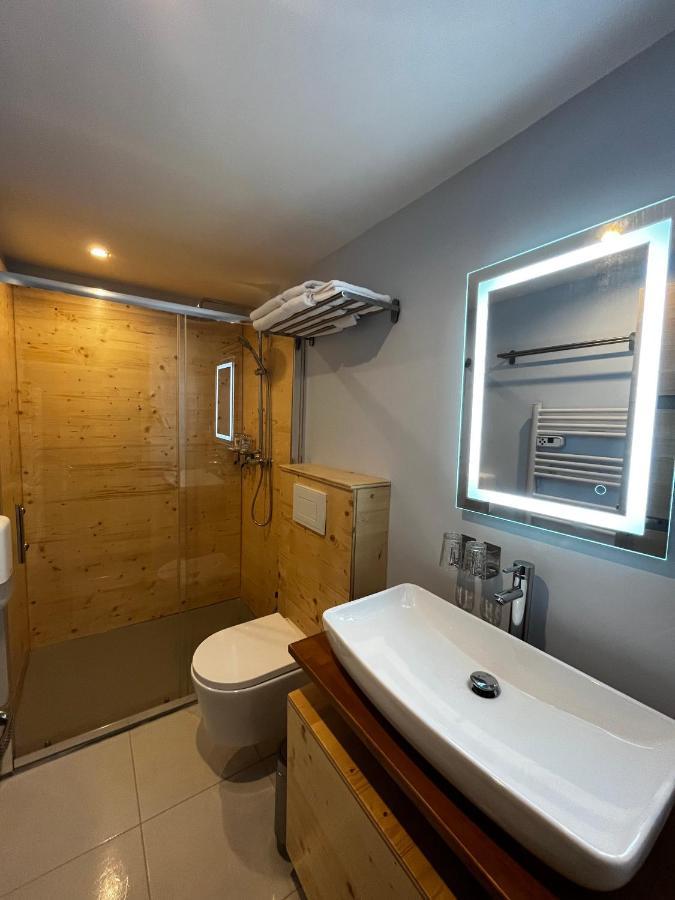 9Wagram Hotel Boutique Le Mans Esterno foto